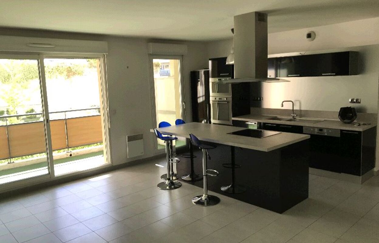 appartement 3 pièces 65 m2 à louer à Marseille 8 (13008)