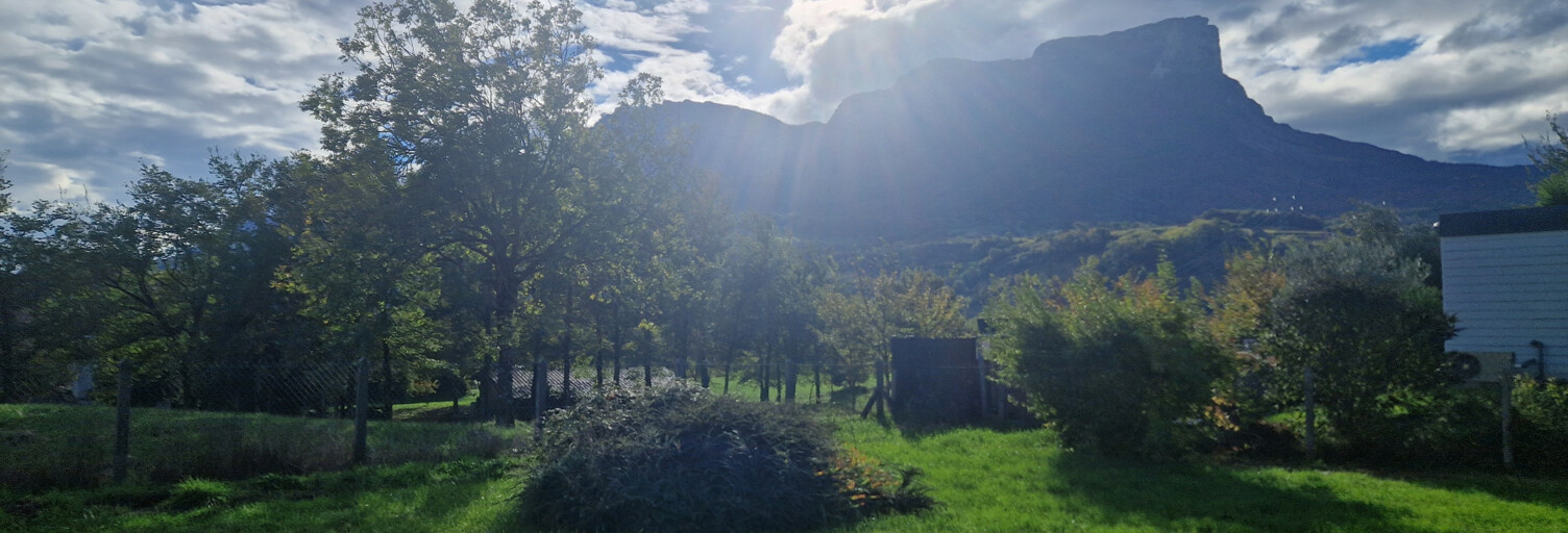 Terrain  507 m² à vendre à Porte-de-Savoie (73800)