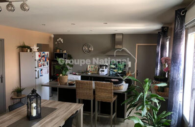 location appartement 750 € CC /mois à proximité de Monteux (84170)