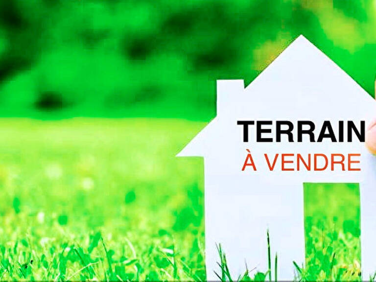 A VENDRE TERRAIN À BATIR - SECTEUR BLAYE - ETAULIERS — photo 1