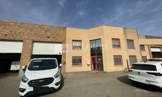 Commerce  715 m² à louer à Vénissieux (69200)