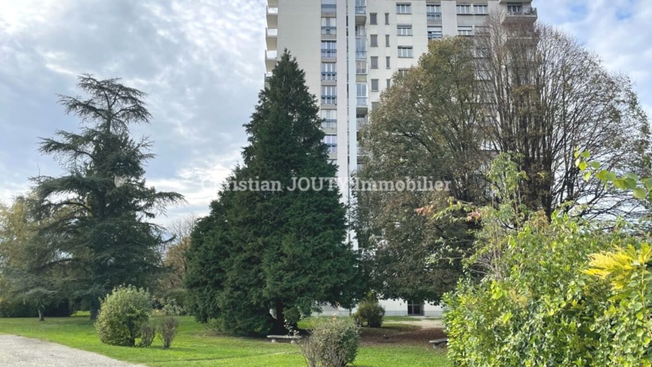 appartement 4 pièces 80 m2 à louer à Saint-Martin-d'Hères (38400)