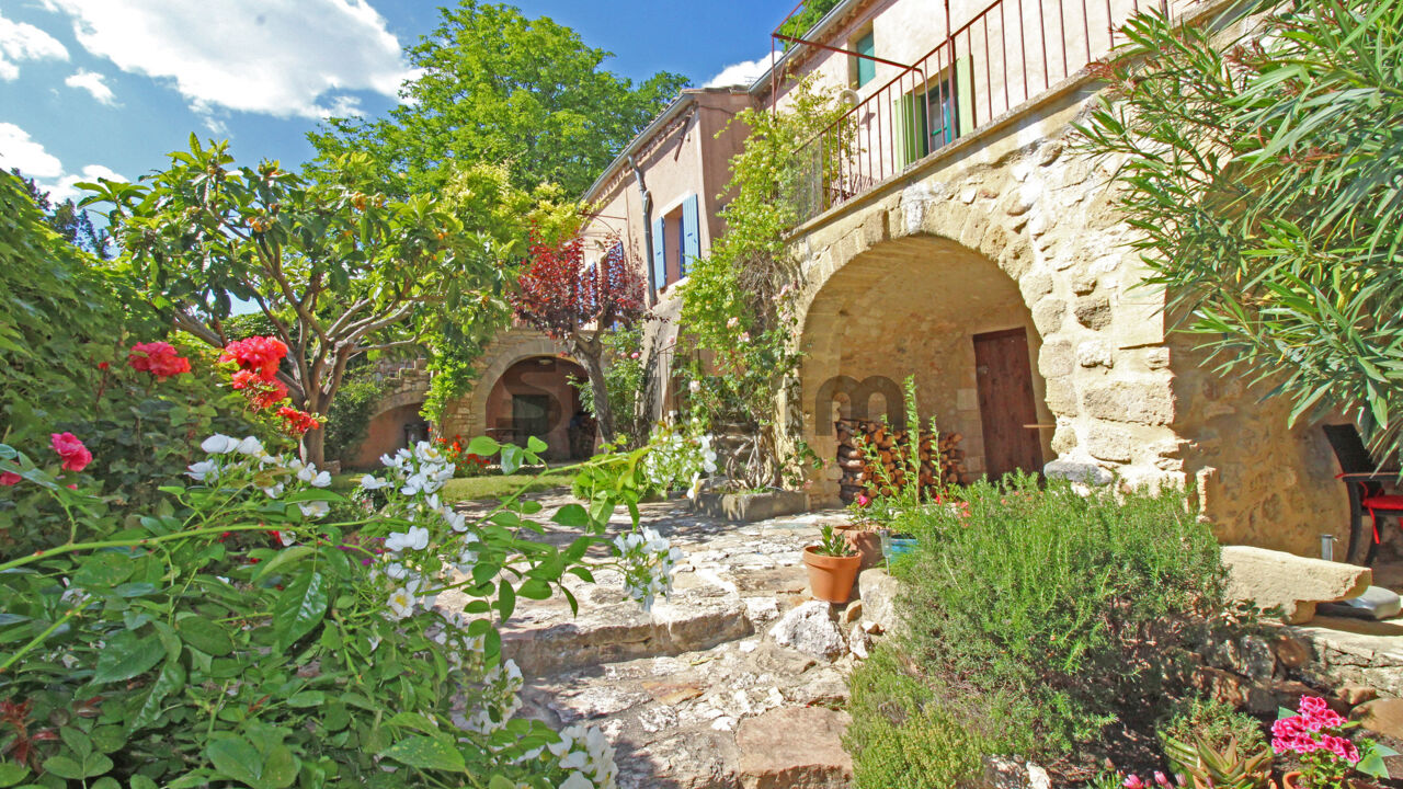 maison 11 pièces 220 m2 à vendre à Uzès (30700)