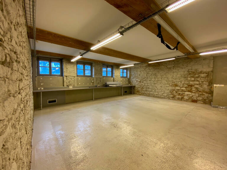 Mûrs à vendre libre — photo 1