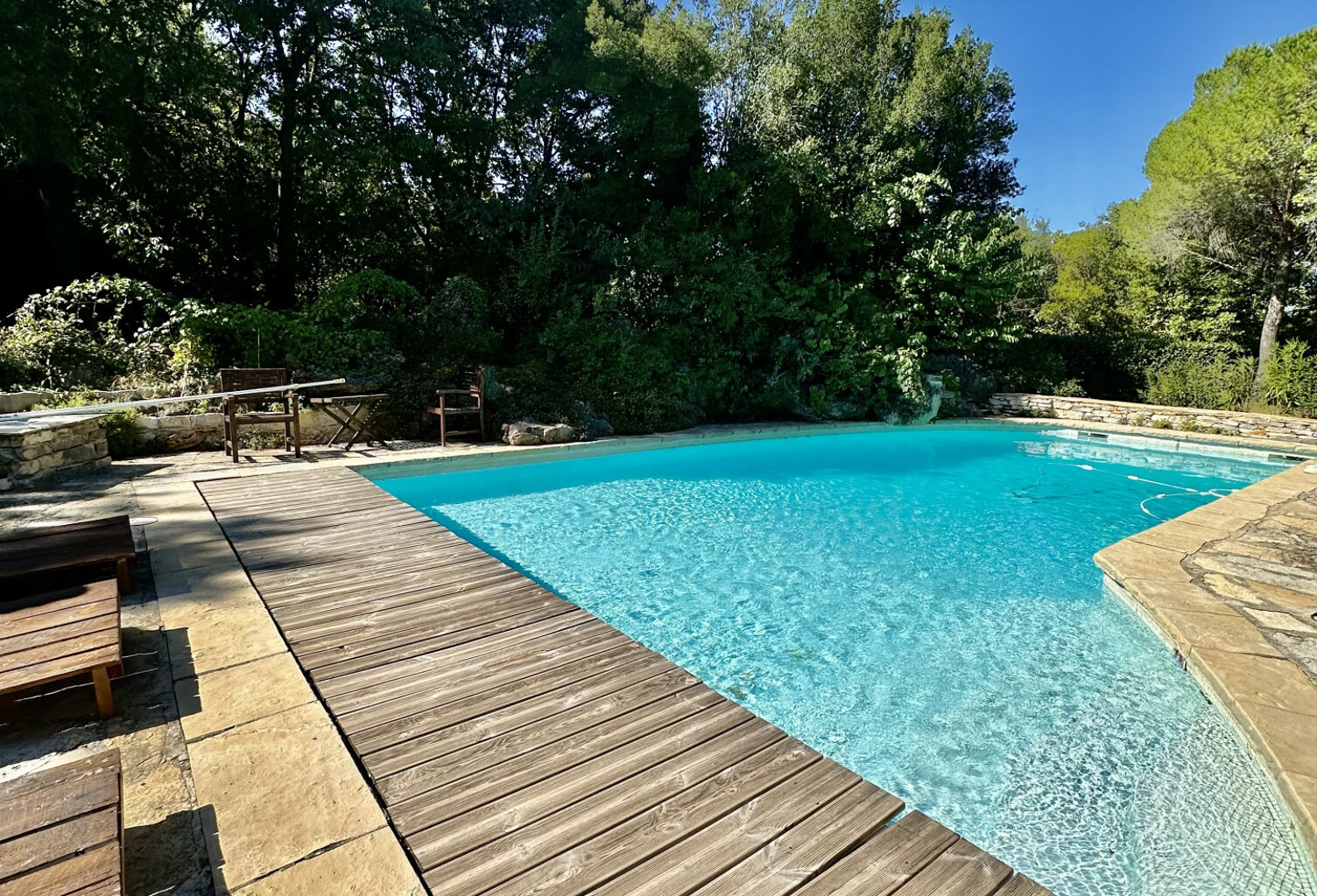 Authentique Mas en Pierre avec Maison Indépendante et Pisc — photo 1