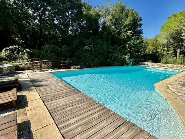 Authentique Mas en Pierre avec Maison Indépendante et Pisc — photo du bien