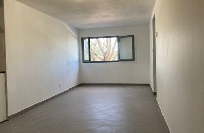 location appartement 760 € CC /mois à proximité de Castries (34160)