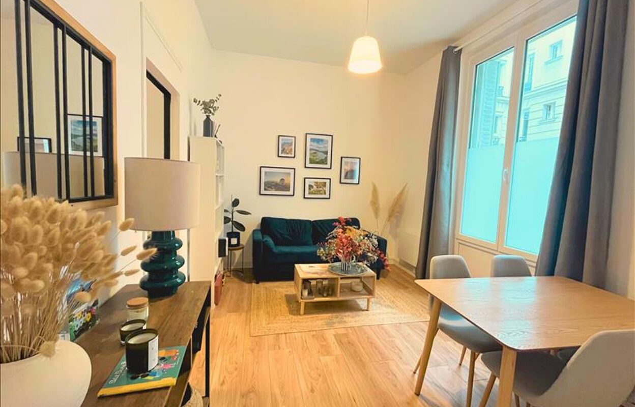 appartement 2 pièces 37 m2 à vendre à Clichy (92110)