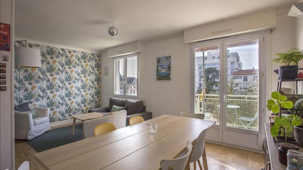 appartement 5 pièces 89 m2 à vendre à La Rochelle (17000)