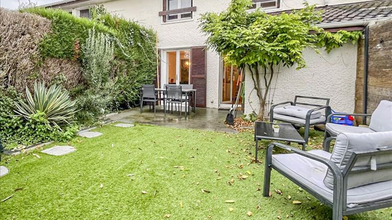 maison 4 pièces 74 m2 à vendre à Plaisir (78370)