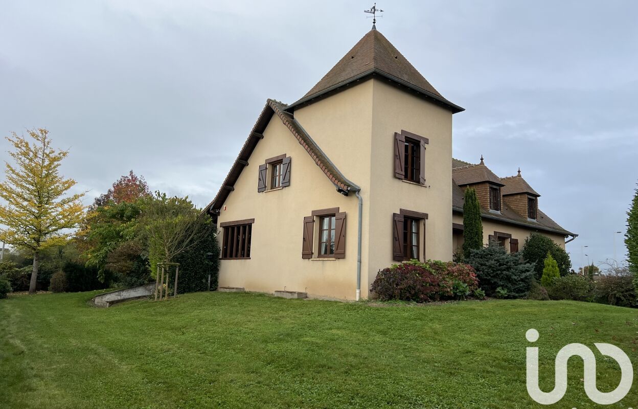 maison 7 pièces 243 m2 à vendre à Molinet (03510)