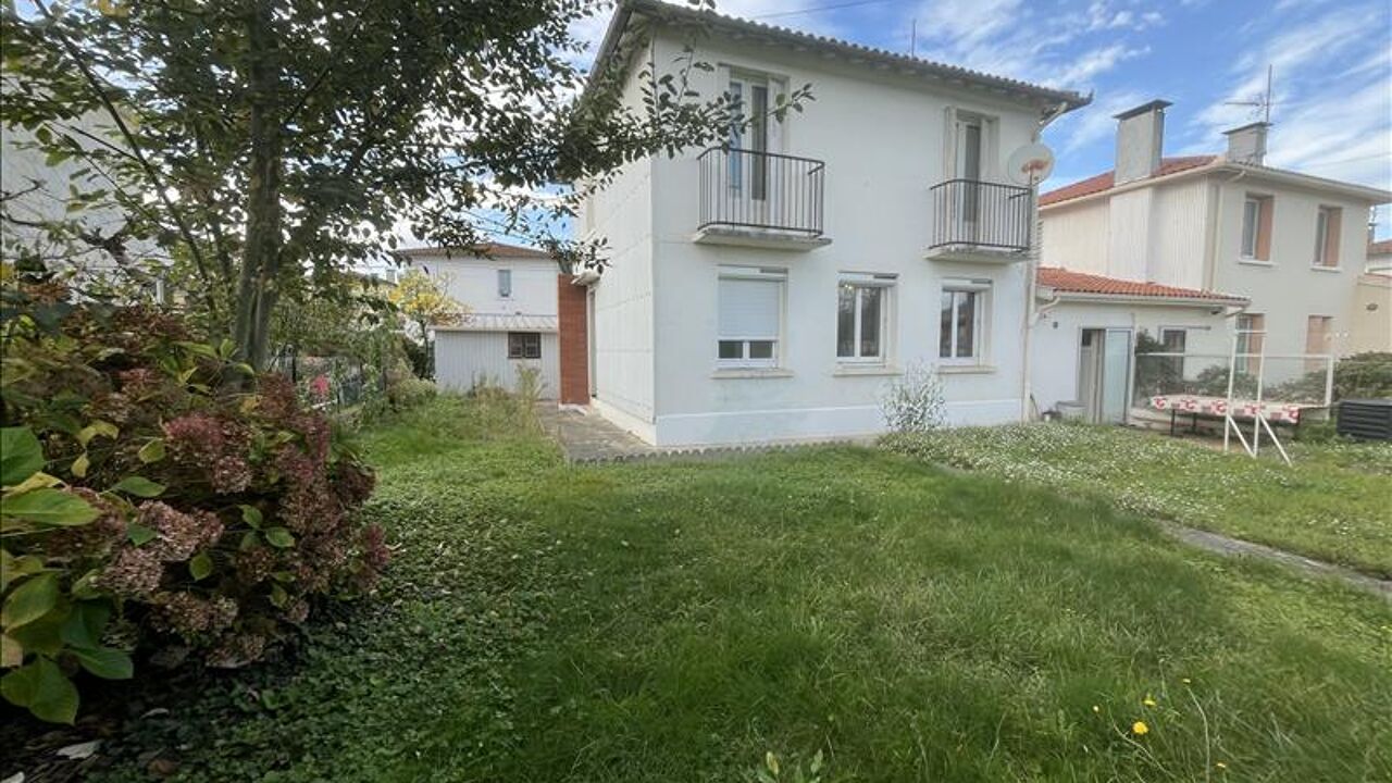 maison 4 pièces 109 m2 à vendre à Lavelanet (09300)