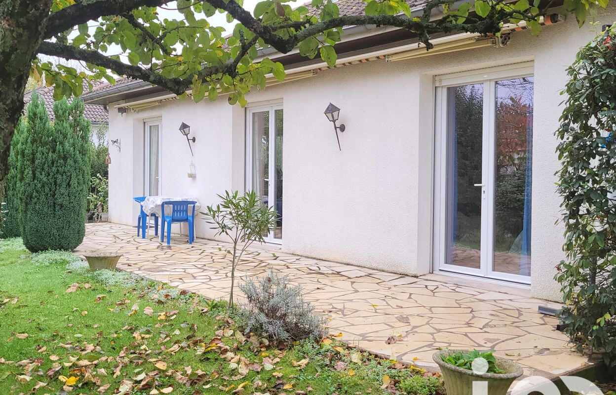 maison 4 pièces 121 m2 à vendre à Niort (79000)