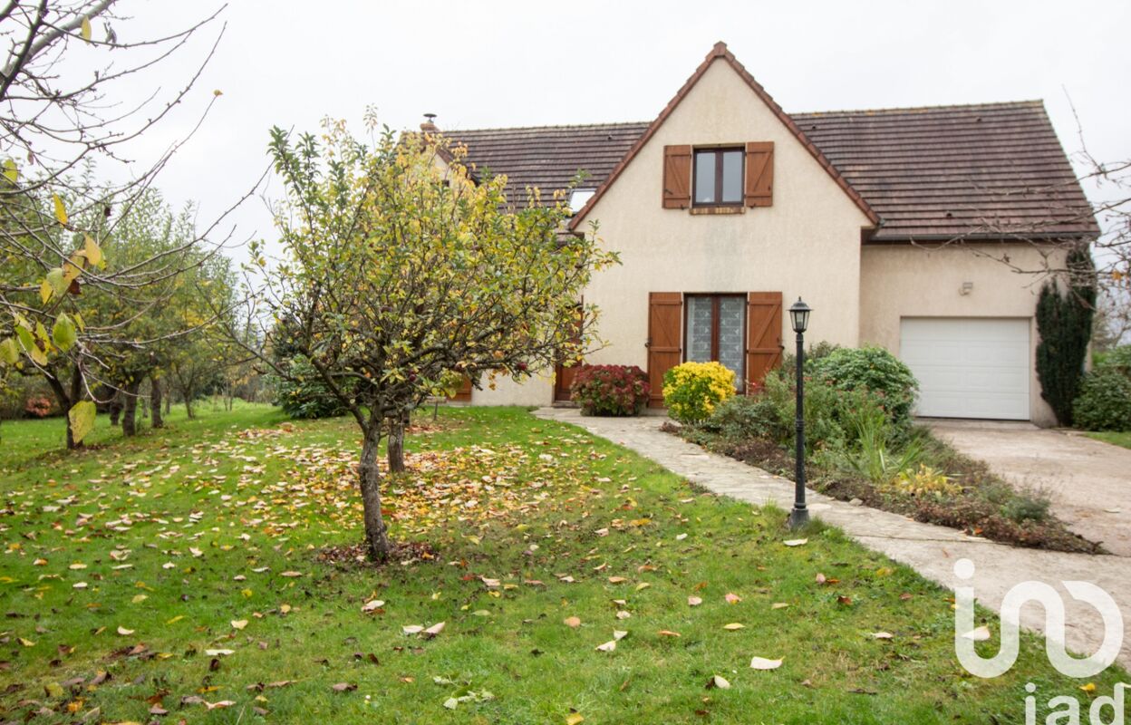 maison 7 pièces 133 m2 à vendre à La Queue-les-Yvelines (78940)