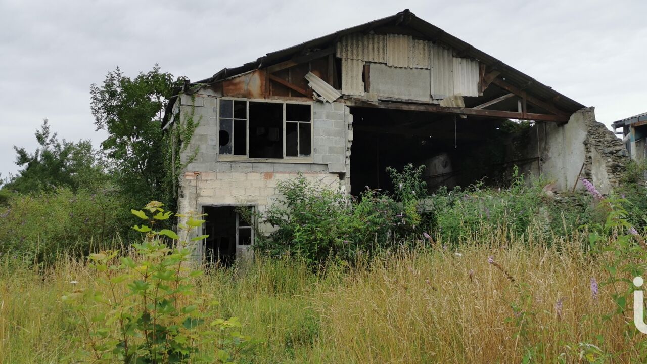 terrain  pièces 2100 m2 à vendre à Oloron-Sainte-Marie (64400)