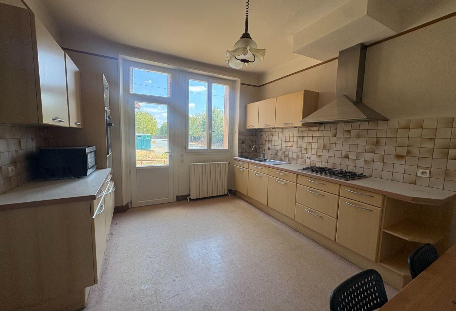 Vente maison 5 pièces 150 m² Saint-Benoît-du-Sault (36170) — photo 1