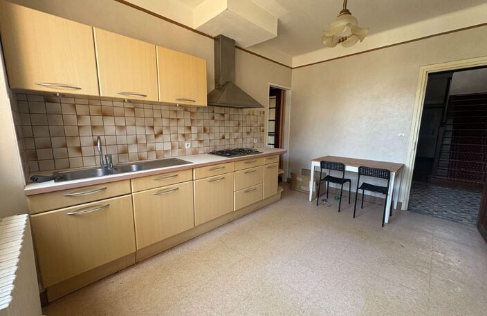 Vente maison 5 pièces 150 m² Saint-Benoît-du-Sault (36170) — photo 2