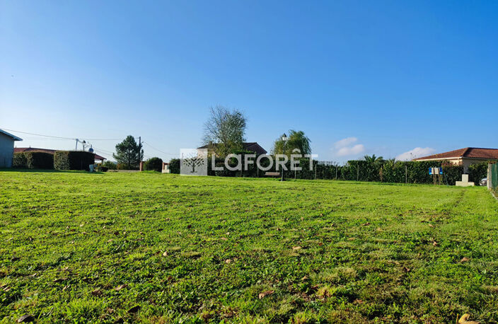 Terrain constructible de 699m2 — photo 4
