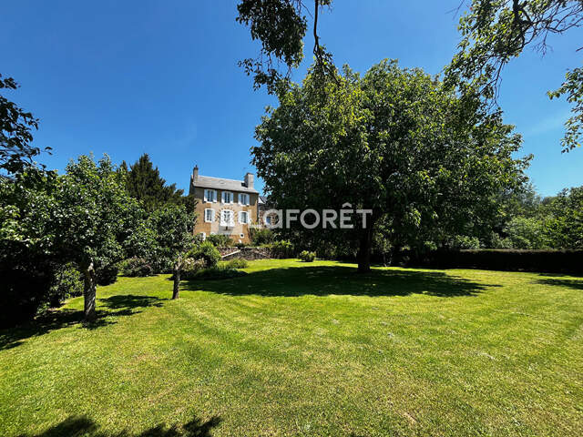 ONET LE CHATEAU - DEMEURE DE 180 M2 SUR 2000M2 — photo du bien