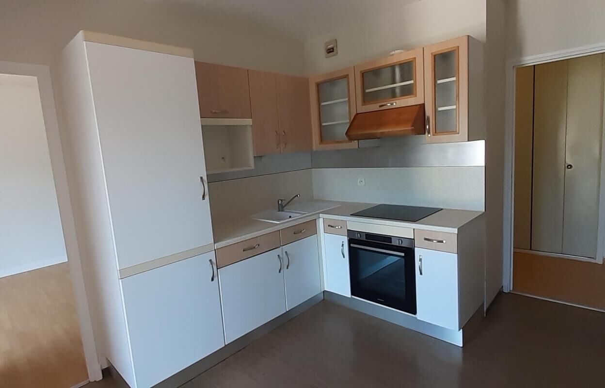 appartement 3 pièces 64 m2 à louer à Rodez (12000)