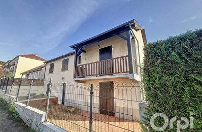 vente maison 165 850 € à proximité de Saint-Victor-Montvianeix (63550)