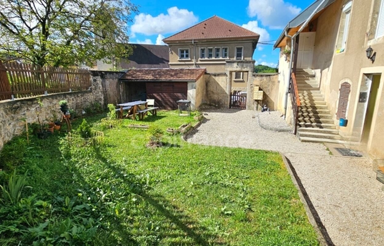 immeuble  pièces 311 m2 à vendre à Mouchard (39330)