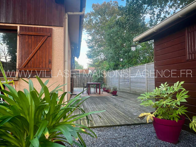 PETITE MAISON EN CENTRE VILLE AU CALME — photo du bien