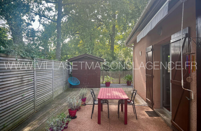 PETITE MAISON EN CENTRE VILLE AU CALME — photo 2