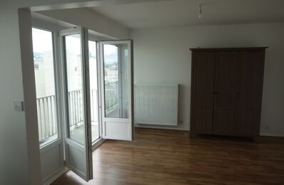 location appartement 420 € CC /mois à proximité de Saint-Cyprien (42160)