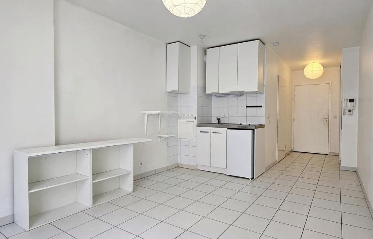 appartement 1 pièces 25 m2 à louer à Paris 18 (75018)