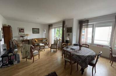 Appartement - 87.71m ² — photo du bien