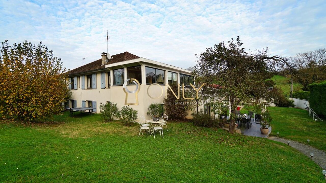 maison  pièces 246 m2 à vendre à Sathonay-Village (69580)