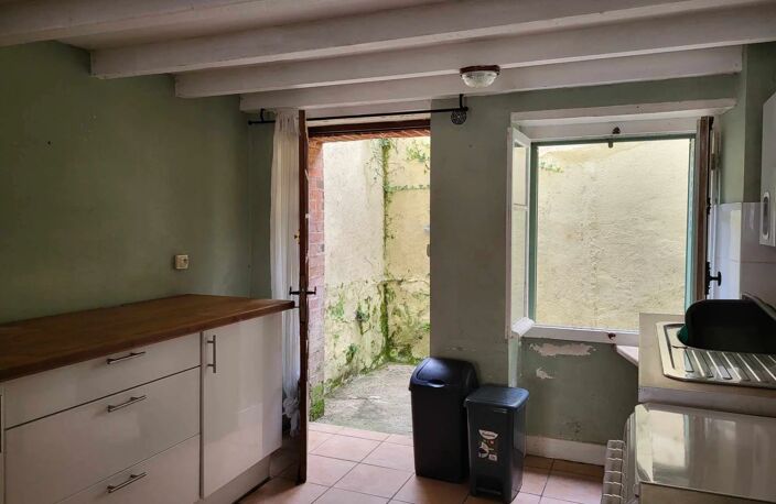 Petite maison à vendre dans le centre de Magnac Laval — photo 4
