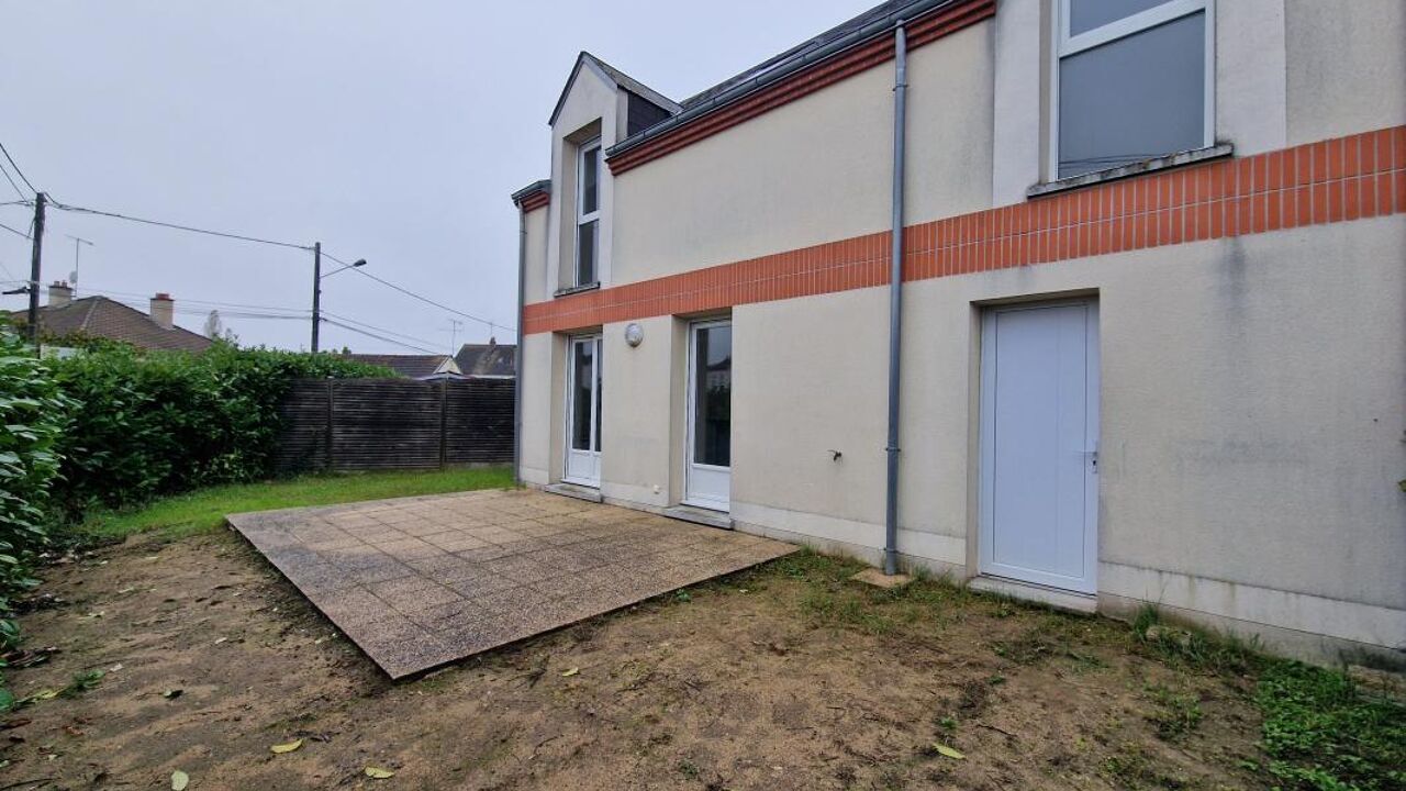 maison 4 pièces 69 m2 à vendre à Fleury-les-Aubrais (45400)