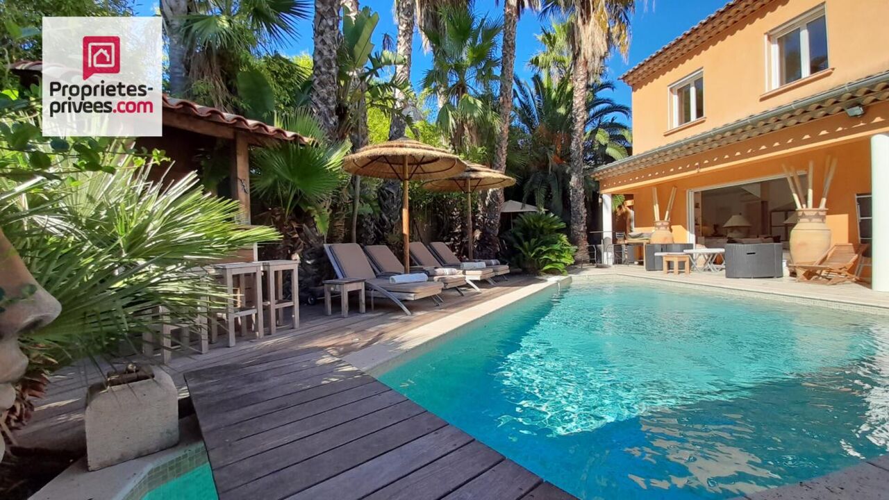 maison 5 pièces 180 m2 à vendre à Sainte-Maxime (83120)