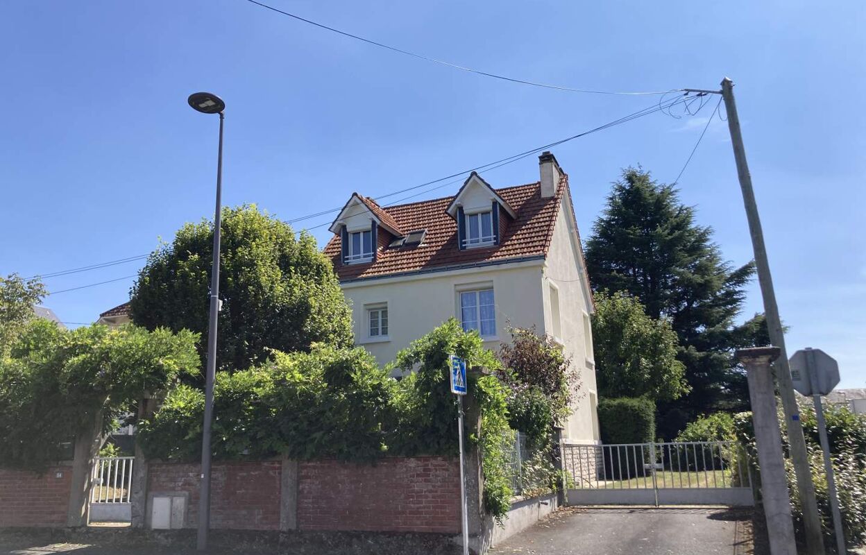 maison 8 pièces 175 m2 à vendre à Montbazon (37250)