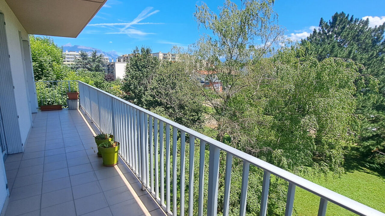 appartement 4 pièces 82 m2 à vendre à Échirolles (38130)