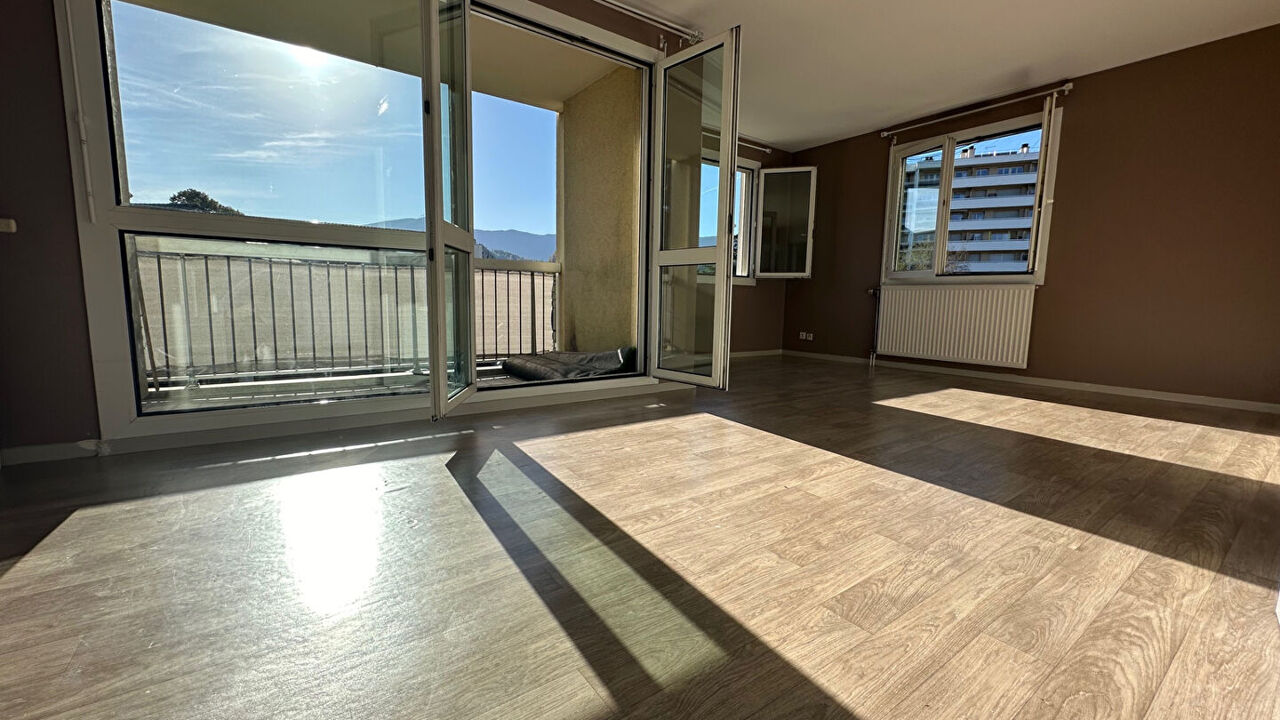 appartement 4 pièces 84 m2 à louer à Chambéry (73000)