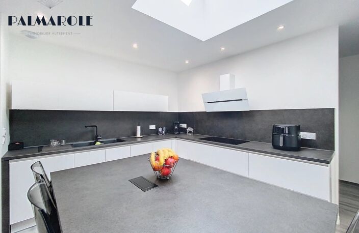 PERPIGNAN SUD – Villa plain-pied 3 faces – Garage & extérieur spacieux – Véritable coup de cœur ! — photo 3