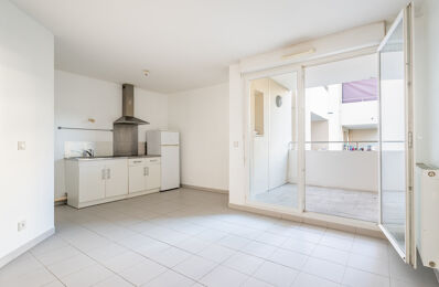 vente appartement 128 000 € à proximité de Marseille 5 (13005)