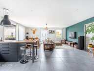 Exclusivité ! Appartement en attique au dernier étage avec garage double — photo 2