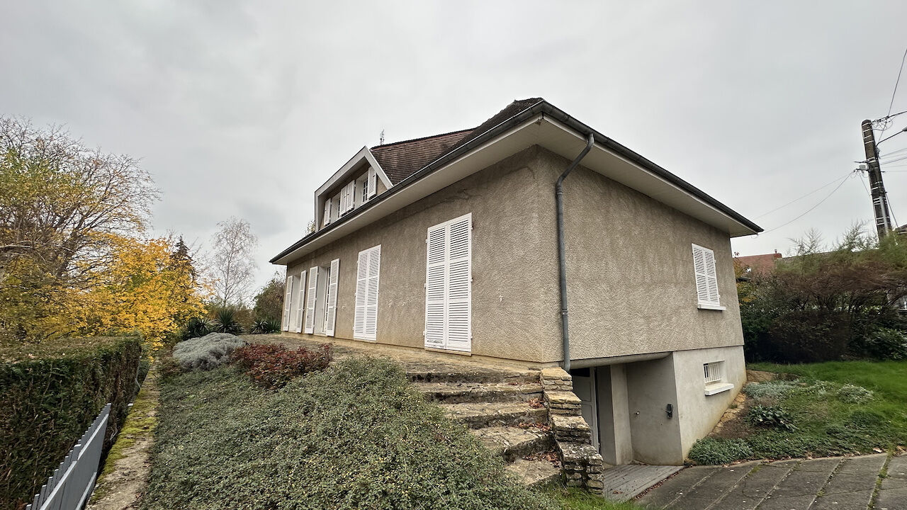 maison 6 pièces 115 m2 à vendre à Marcigny (71110)