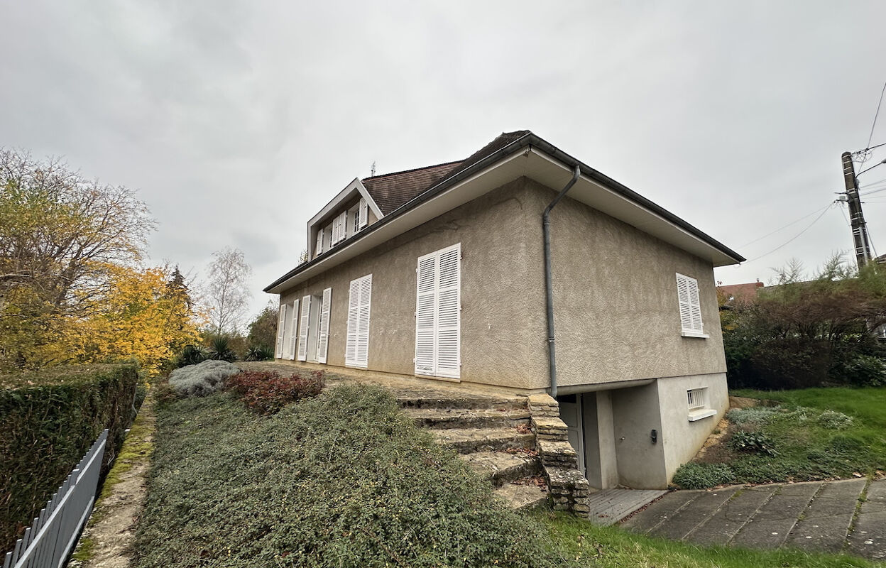 maison 6 pièces 115 m2 à vendre à Marcigny (71110)