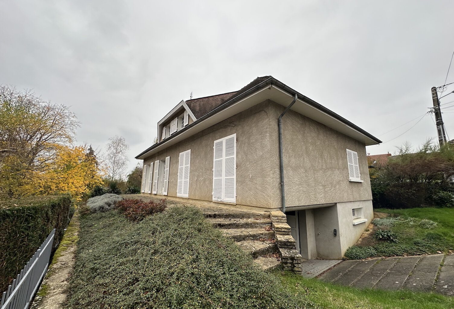 Villa sur sous sol, construction traditionnelle de 1973.Proc — photo 1