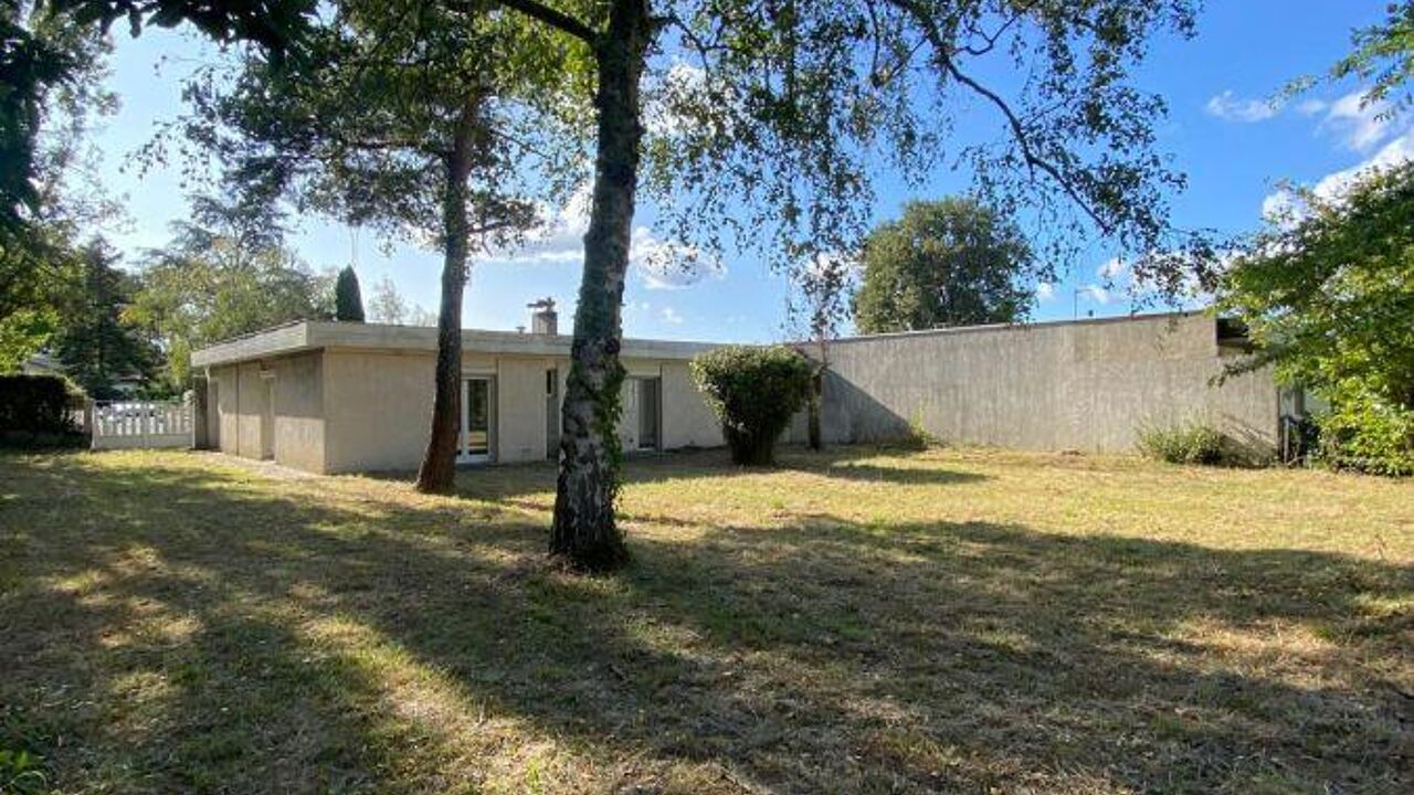 maison 5 pièces 122 m2 à louer à Saint-Médard-en-Jalles (33160)