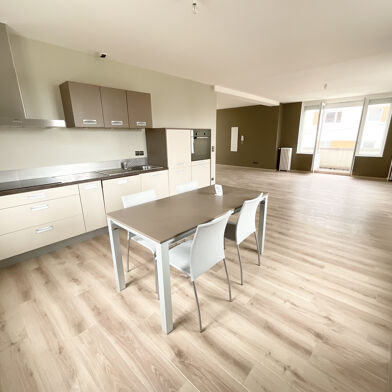 Appartement 4 pièces 355000 €