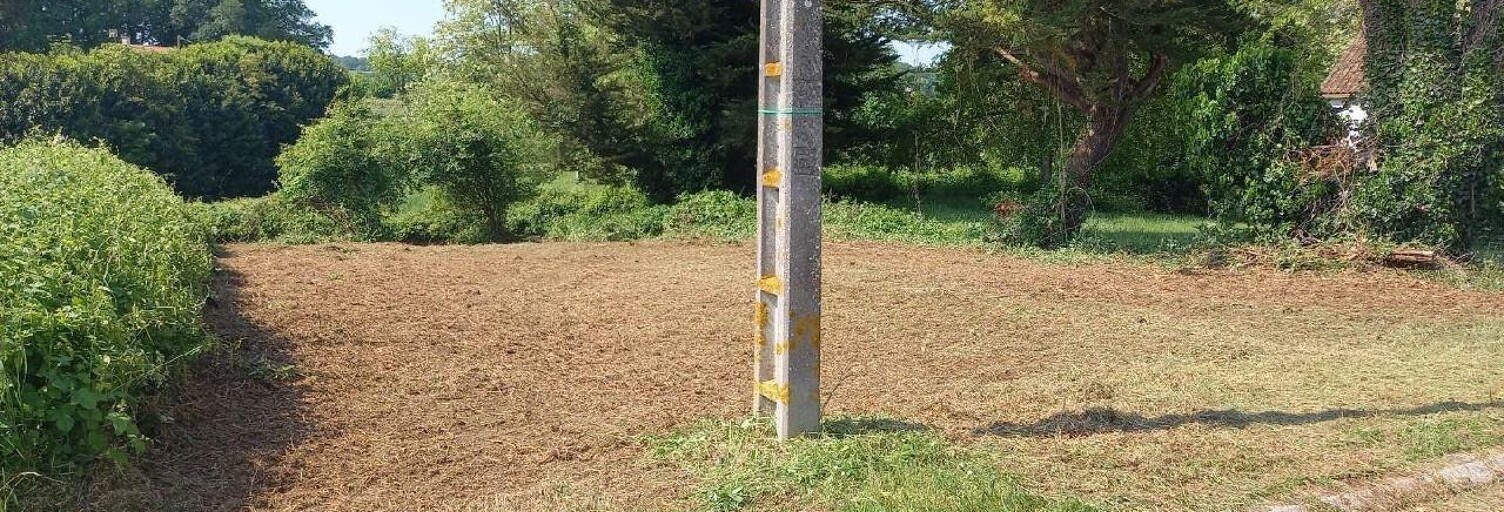 Terrain  498 m² à vendre à Burie (17770)