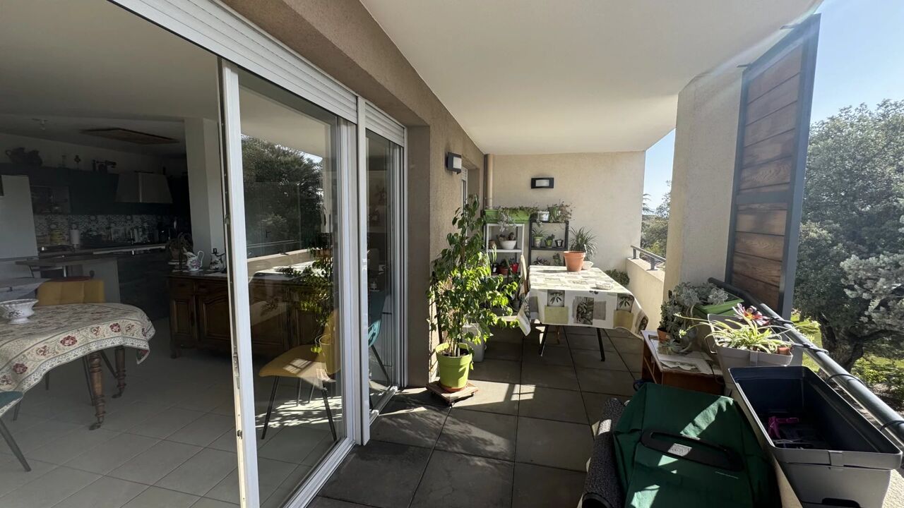 appartement 3 pièces 82 m2 à vendre à Le Luc (83340)