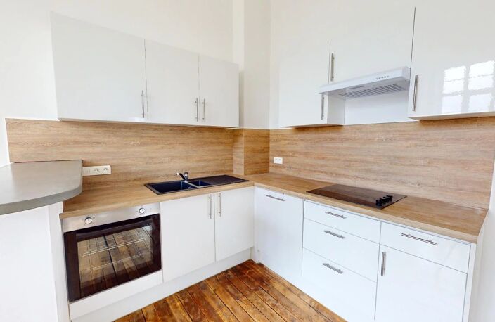 A LOUER Appartement 4 pièces CHARTRES BASSE VILLE — photo 2