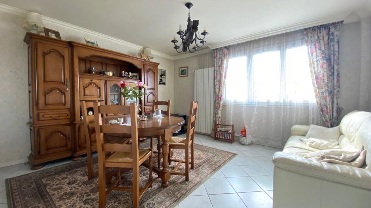 appartement 3 pièces 59 m2 à vendre à Gagny (93220)